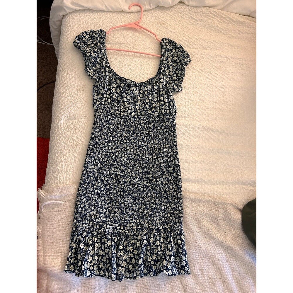 Dress - Picture 1 of 1